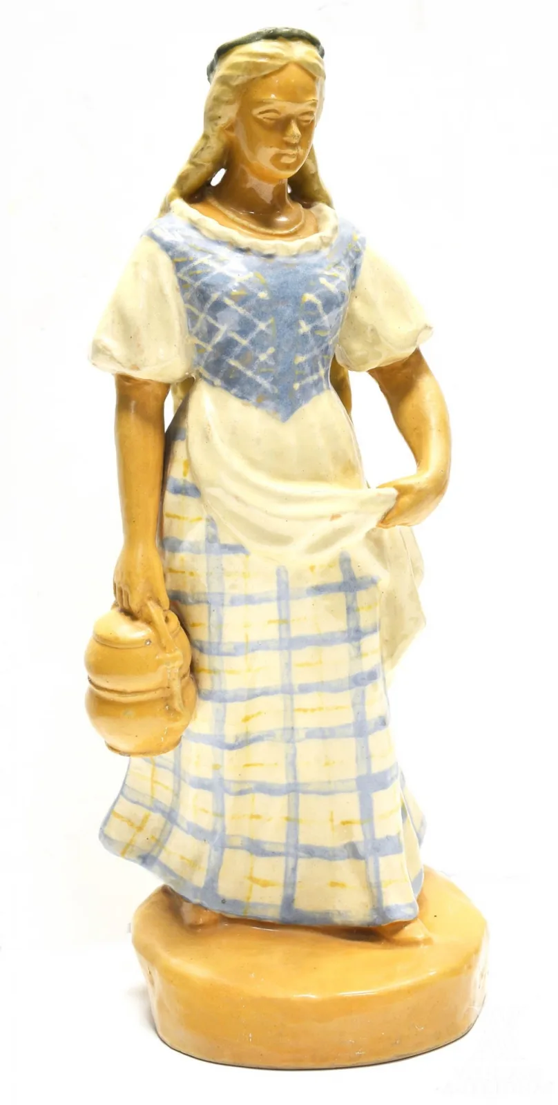 Leokadija Belvertaitė (1904–1992) | Kauno kombinatas „Dailė“ – Birutė