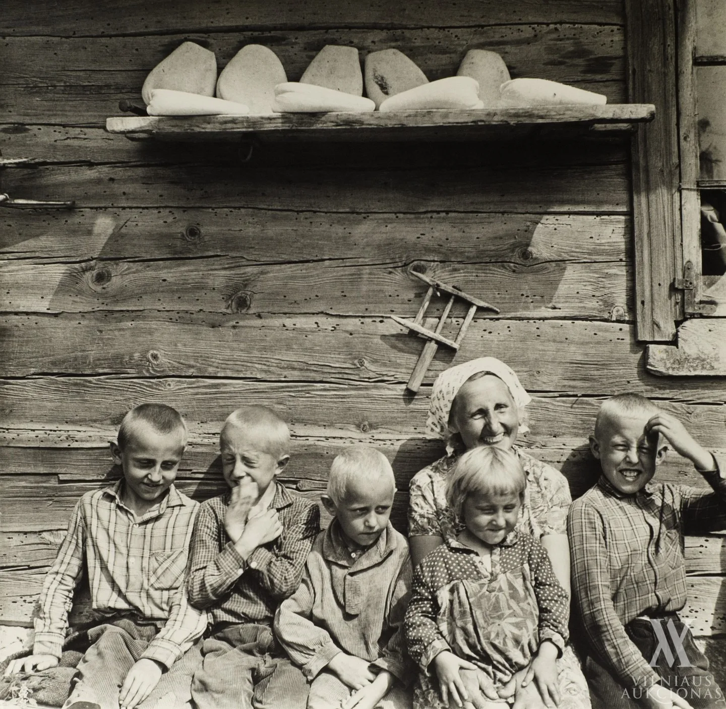 Antanas Sutkus – Lietuviška šeimyna. Pėdiškiai  