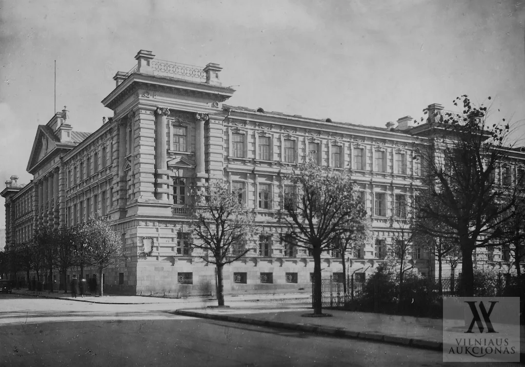 Janas Bulhakas (Jan Bułhak) – Teismo rūmai (Gedimino pr. 40/1, Vilnius)