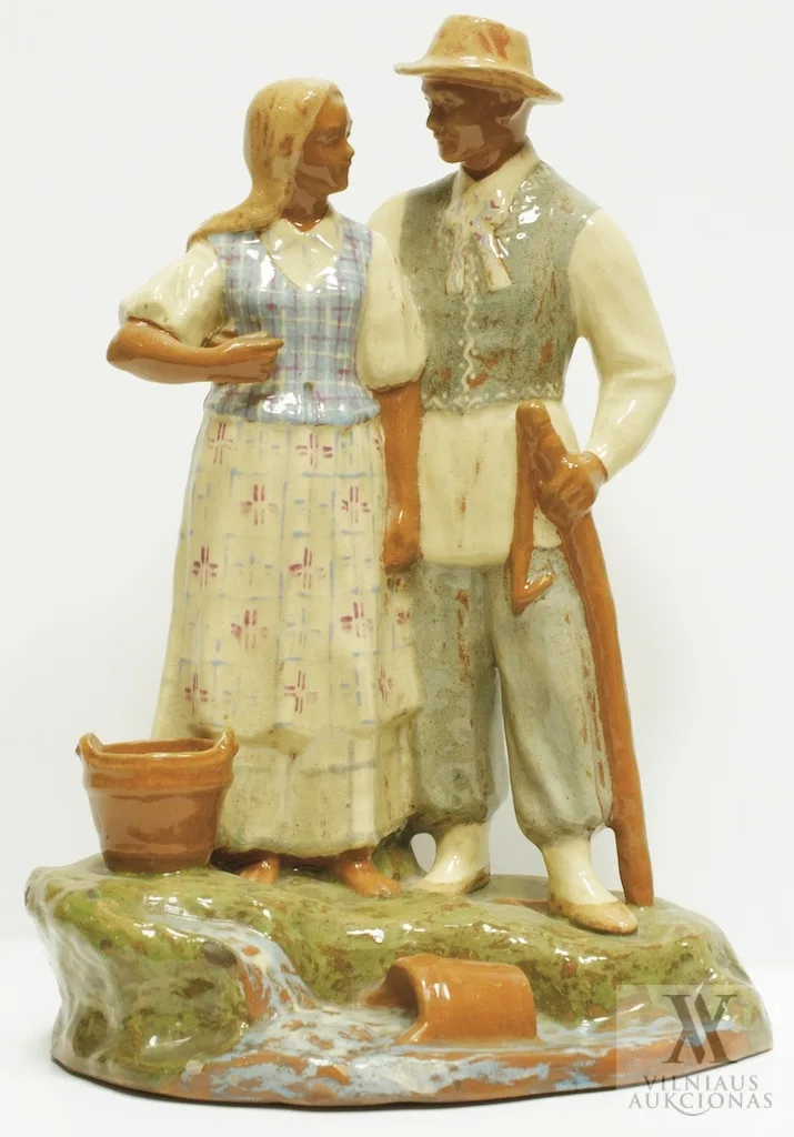 Leokadija Belvertaitė (1904–1992) | Kauno kombinatas „Dailė“ – Skulptūrinė grupė „Prie šaltinio”