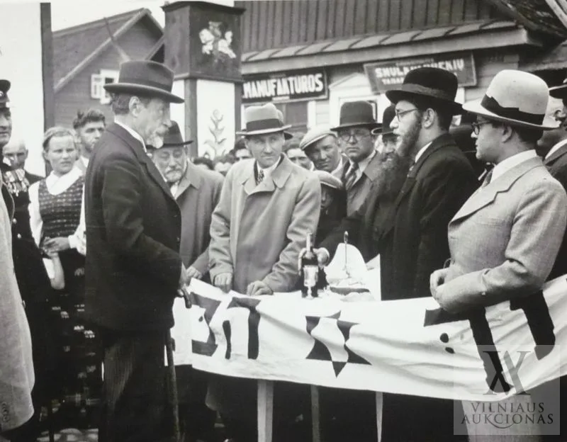 Kazys Daugėla – Tautos diena Molėtuose 1938 m. (Žydų bendruomenė sveikina prez. A. Smetoną)