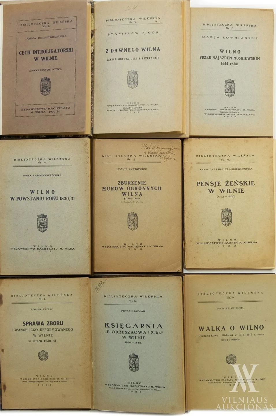 Bibljoteczka Wilenska 1929–1938, Vilnius: Wydawnictwo magistratu Miasta Wilna Vilniaus magistrato tęstinė knygų serija apie miesto istoriją (9 knygos, pilna serija)