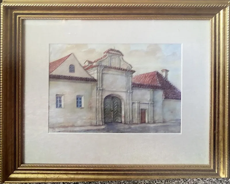 Kunigų seminarijos vartai iš profsąjungų gatvės, 1923 m., kart., temp., 25 x 32, rėmeliai geltonos bronzos spalvos, Galimai įvykdyta vagystė iš buto Kauno apskr. VPK atliekamas ikiteisminis tyrimas